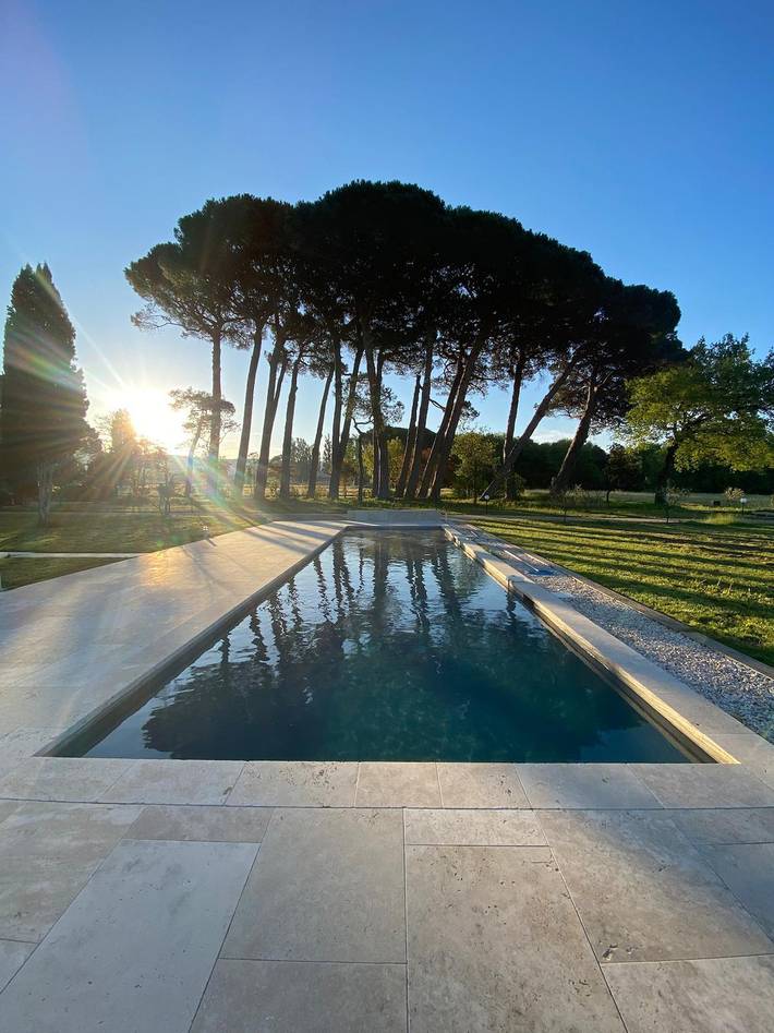 Chambre d’hôte pour 2 personnes, avec jardin et piscine en Provence - 2
