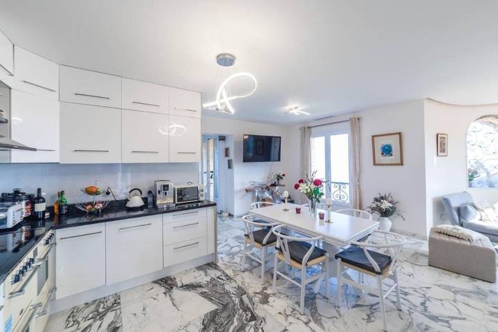 Villa pour 10 personnes, avec jardin ainsi que piscine et balcon à La Turbie - 2