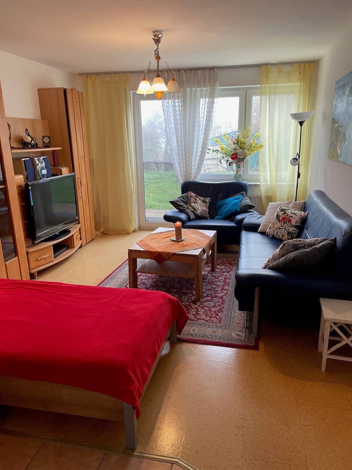 Ganze Wohnung, Ferienwohnung Ingrid Rautenberg" mit privater Terrasse, privatem Garten und Wi-Fi in Krautheim, Hohenlohe