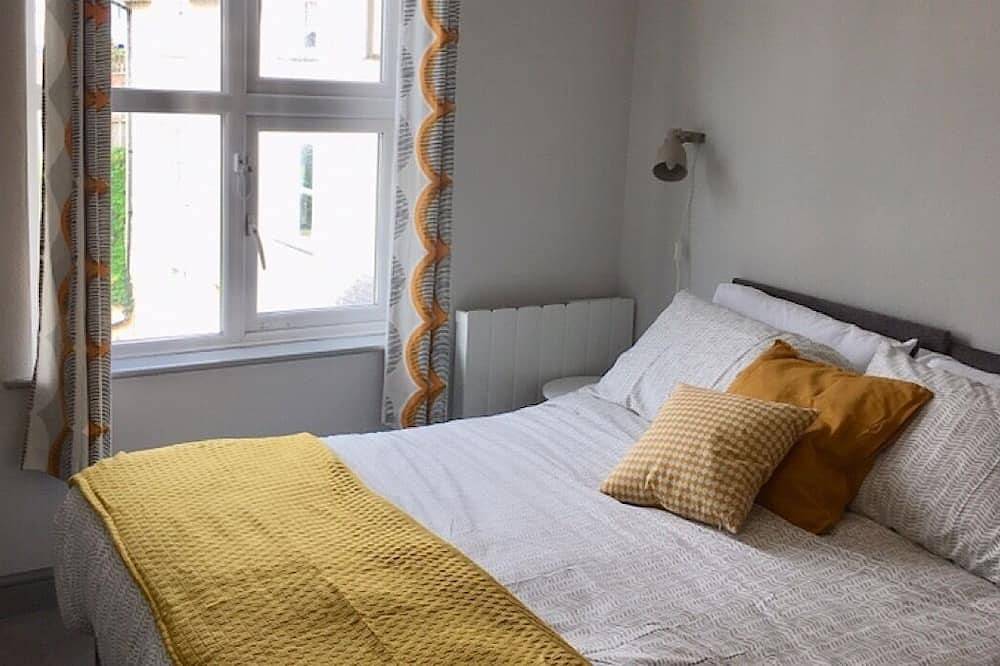 Entire apartment, Central Woolacombe Apartment with stylish decor and private parking in Woolacombe, Devon