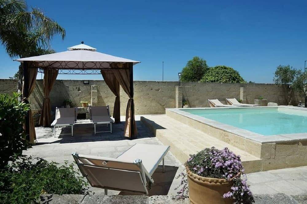Masseria Asteri Luxury Suite Sole e Relax con Ampio Spazio Esterno, Camere Ampie in Cannole, Lecce Provinz