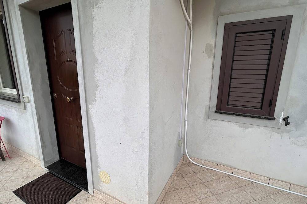 Entire apartment, Vacation House Oliveta, on the border between Basilicata and Calabria in Tortora Marina, Tortora
