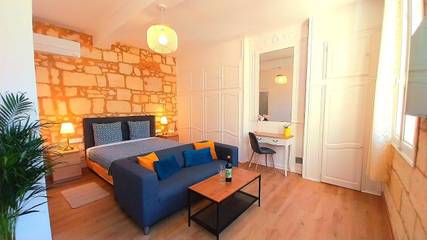 Gîte pour 4 personnes, avec vue, animaux acceptés à Saint-Émilion