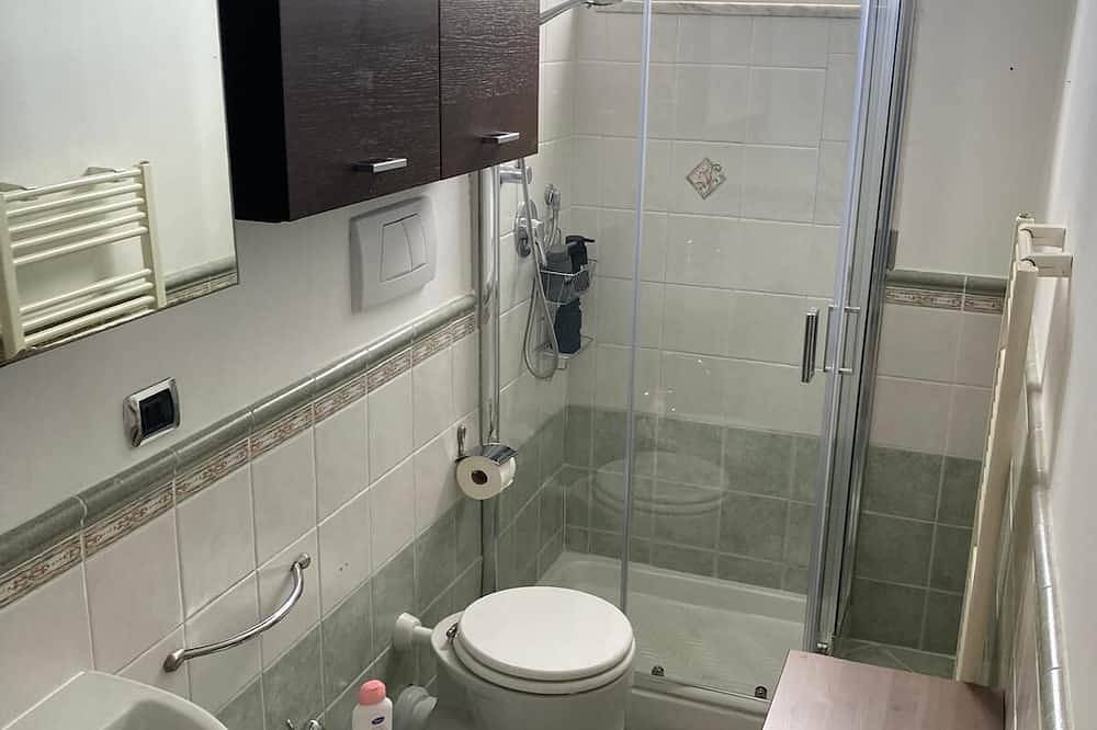 Appartamento intero, Appartamento per famiglie a 100m dal mare in Marina di Massa, Massa