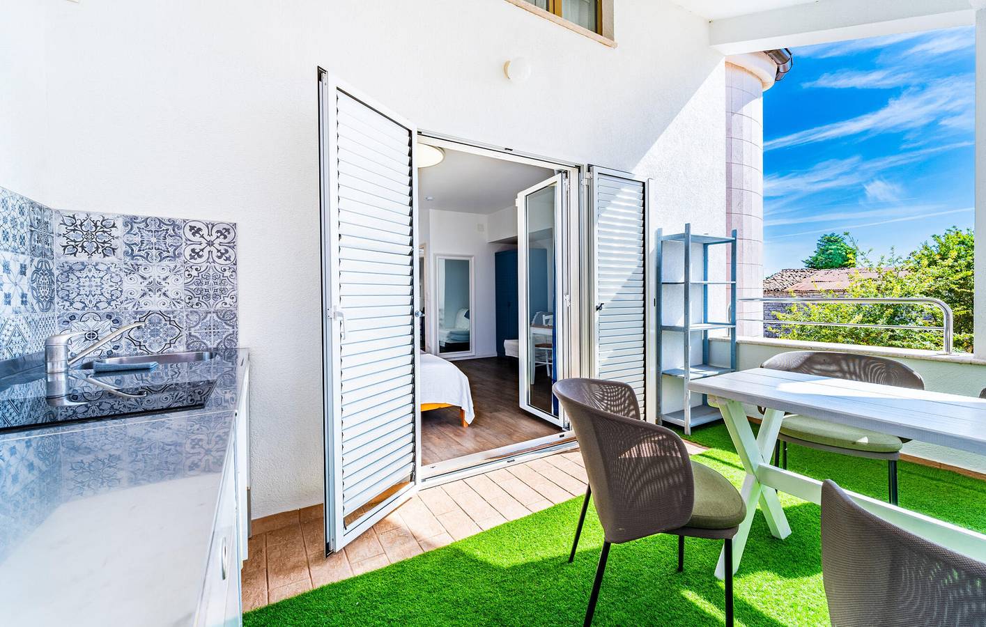 Ganze Ferienwohnung, Gemütliche Ferienwohnung mit Terrasse, Parkplatz und WLAN – 2,5 km bis zur Küste in Fazana, Südküste Istrien