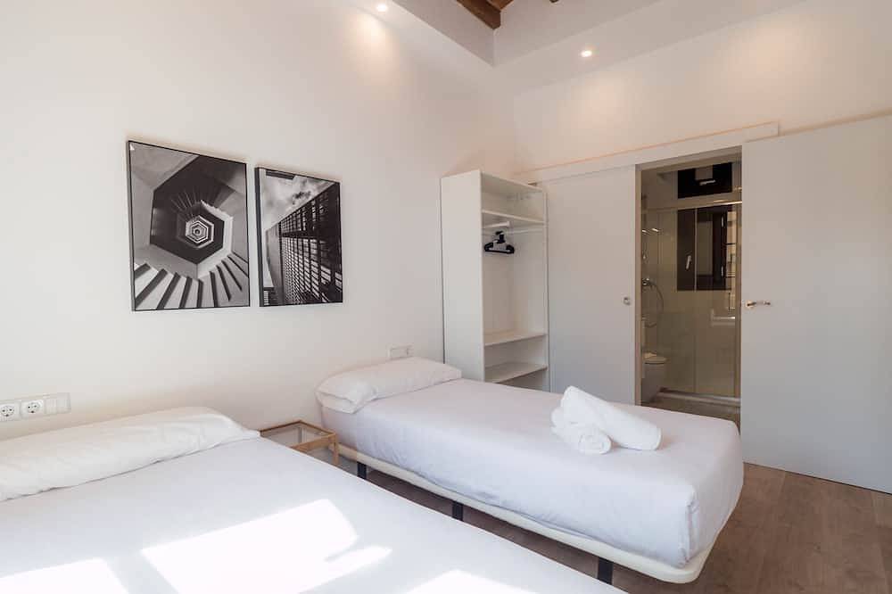 Apartamento entero, Bebarceloner Pelayo Apartments - 3 bedrooms, 2 bathrooms in Centro Barcelona, Barcelona