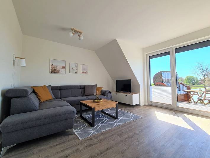 Ganze Wohnung, Deichwiesen - Balkon mit Strandkorb, 2 Schlafzimmer, Dusche in Westerdeichstrich, Kreis Dithmarschen