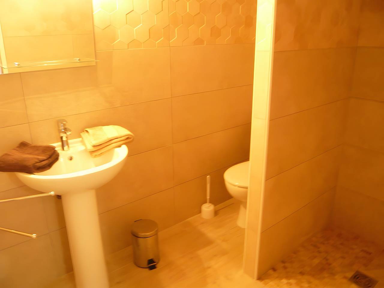 Chambre d'hôtes « Chambre du Caroux » avec Wi-Fi in Saint-Martin-de-l'Arçon, Région de Béziers