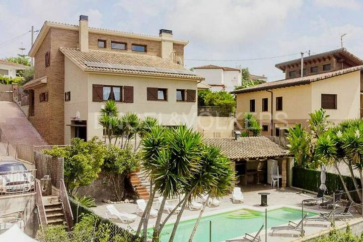Casa de vacaciones para 20 personas, con jardín - 1