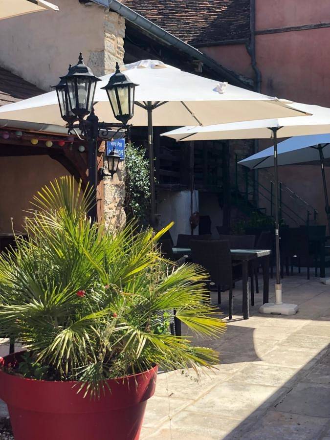 Hôtel pour 2 personnes, avec terrasse à Bèze (homonymie) - 4