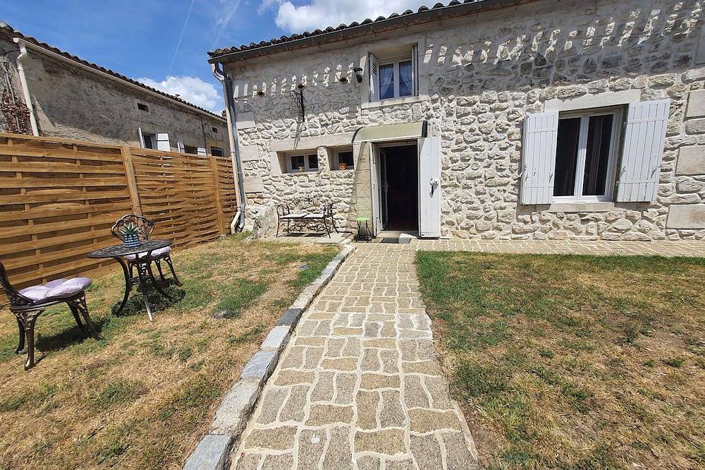 Maison de charme à la campagne in Montpeyroux, Périgord Pourpre