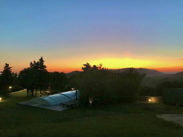 Chalet para 16 personas, con vistas además de piscina y jardín, Se admiten mascotas en Campo de Gibraltar - 3
