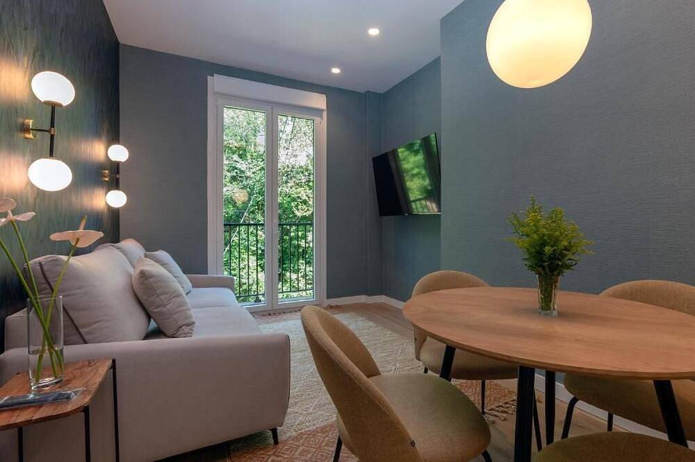 Appartamento intero, Big Full Apart 4 Rooms in a Centric Home Parking Included in San Sebastian, Costa Basca (Spagna)