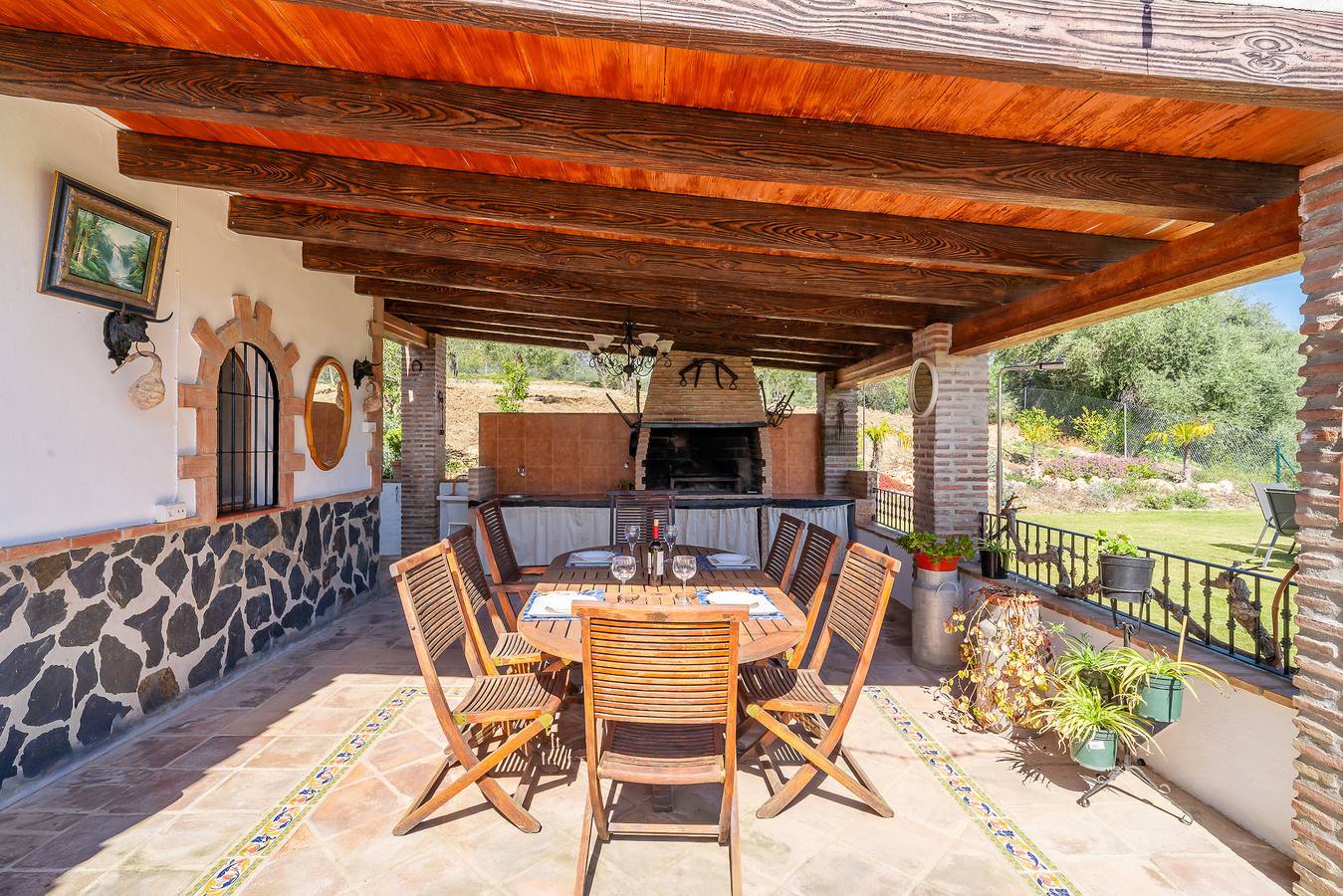 Cubo's El Valentin Rural House & Saltwater Pool in Alozaina, Sierra de las Nieves