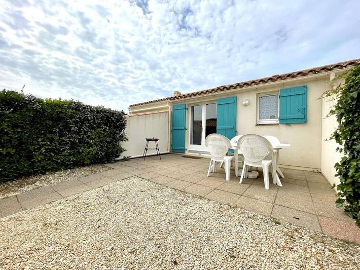 Location de vacances pour 4 personnes, avec piscine et terrasse, animaux acceptés dans Office De Tourisme De Bretignolles Sur Mer - 4