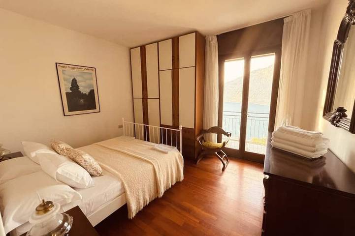 Vella Villetta Miralago in Tremosine, Prealpi Gardesane
