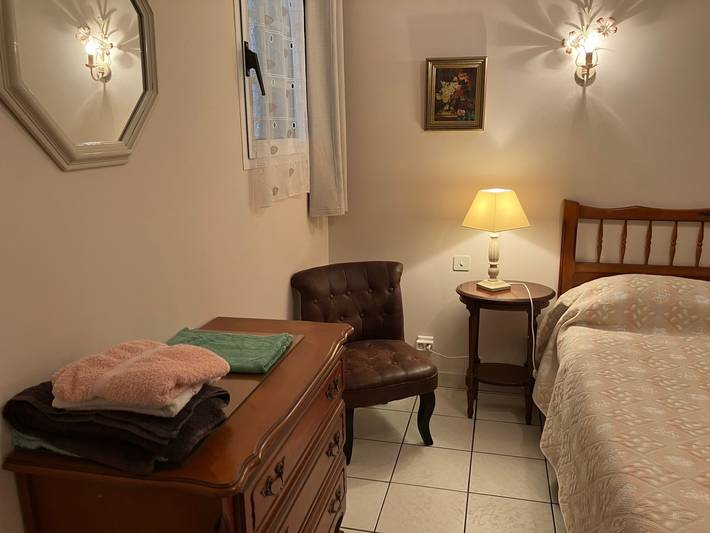 Location de vacances pour 2 personnes, avec jardin, adapté aux familles à Plomodiern - 3
