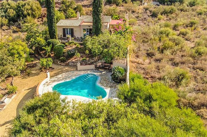 Villa for 6 people, with garden and terrace, with pets - 1