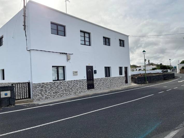 Casa rural para 6 personas, con jardín y vistas en Tinajo - 3