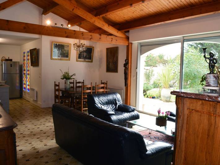 Location de vacances pour 10 personnes, avec jardin et terrasse, animaux acceptés à Sainte-Marie-de-Ré - 4