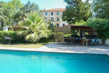 Château pour 28 personnes, avec piscine ainsi que jacuzzi et jardin dans les Pyrénées-Orientales