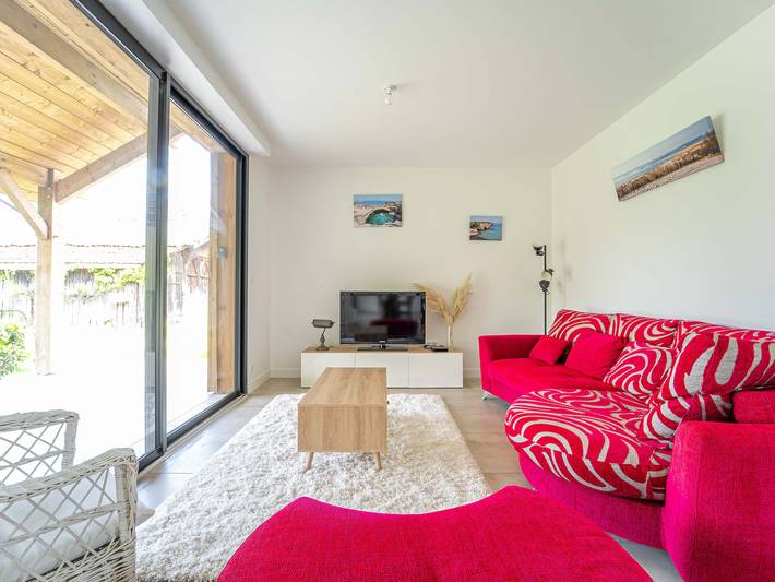 Location de vacances pour 8 personnes, avec jardin à Saint-Julien-en-Born - 2