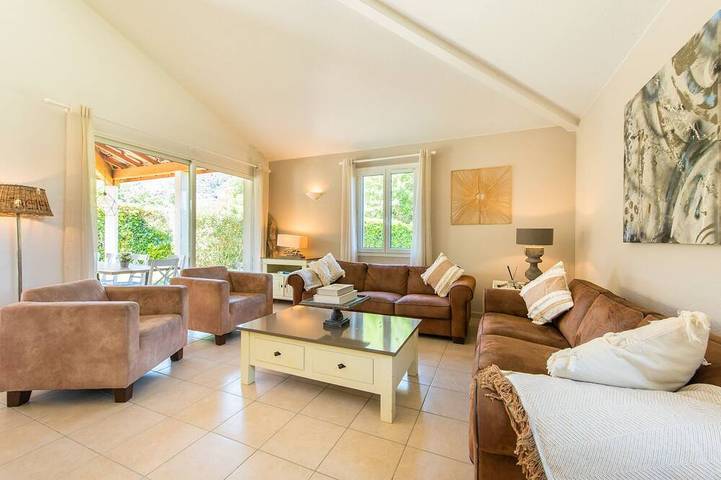 Villa für 10 Personen in Vallon-Pont-d'Arc, Ardèche