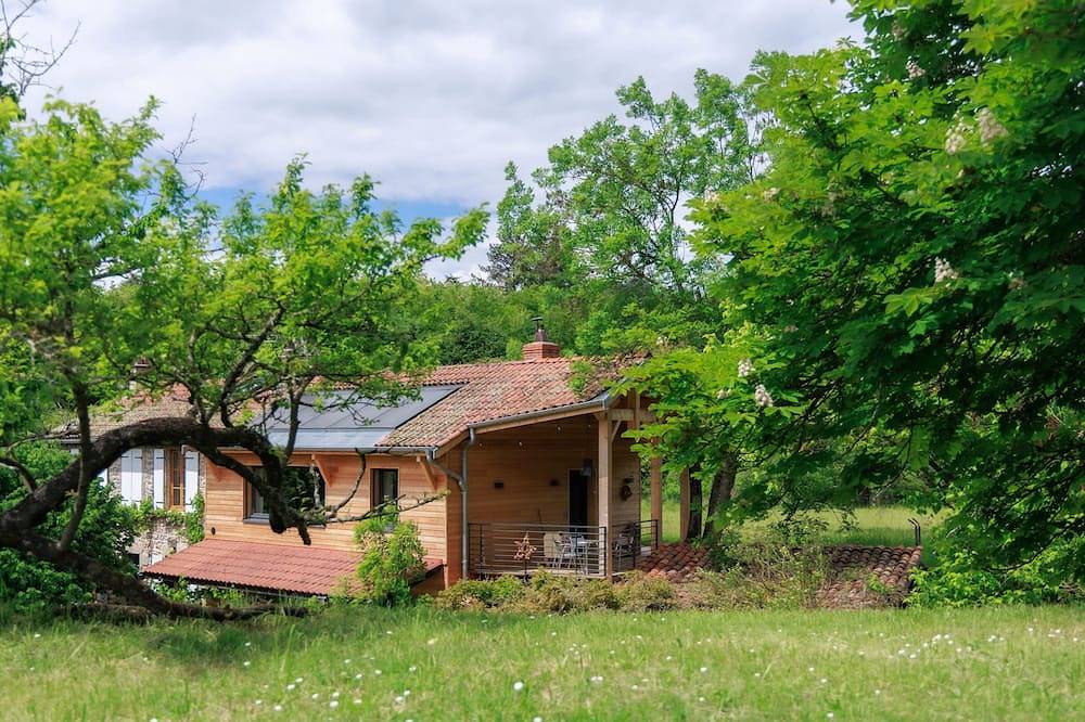 Gîte + Chambre supplémentaire à L'Arbresle in L'Arbresle, Lyon et ses environs
