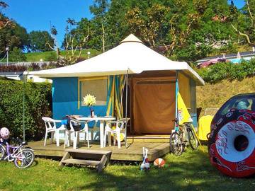 Bungalow pour 4 Personnes dans Salles-Curan, Lac de Pareloup, Photo 1