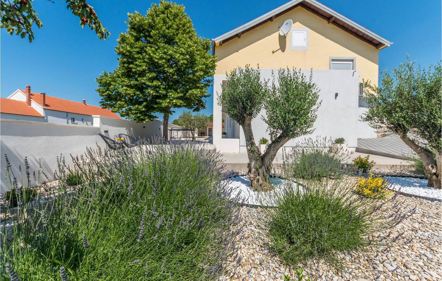 Ferienhaus für 10 Personen mit Terrasse in Grad Benkovac, Zadar
