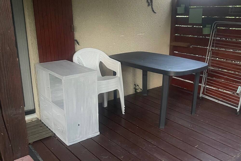 Mazet/Gîte cosy pour 2 à 5 personnes – Domaine privé et familial proche nature in Vallon-Pont-d'Arc, Ardèche