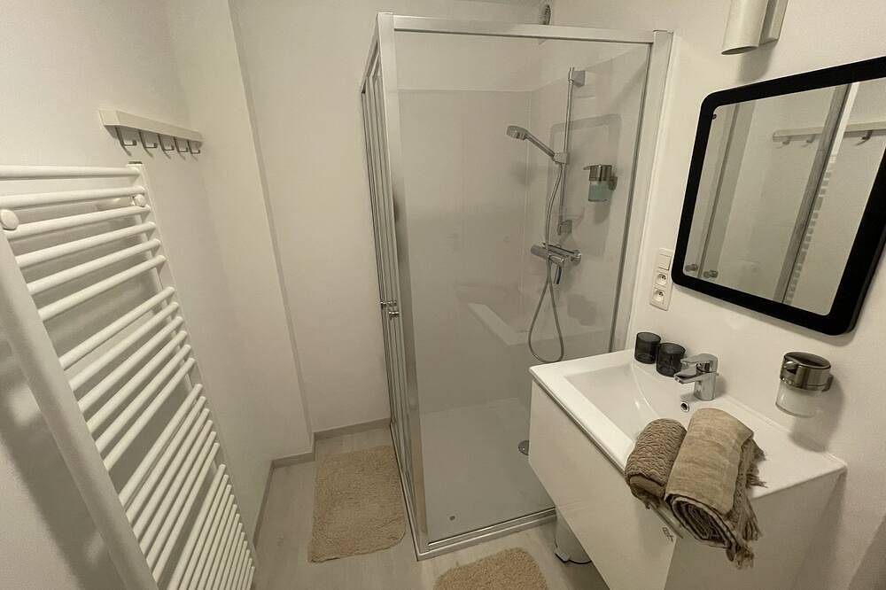 Ganze Wohnung, Zen apartment with wellness center in Namur, Region Namur