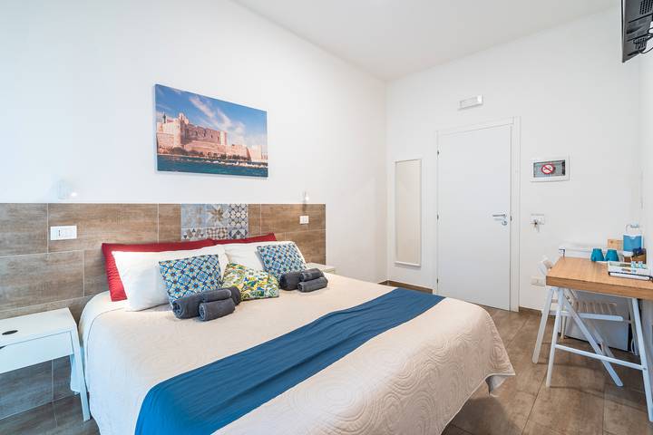 Maison d’hôte pour 3 personnes, avec balcon en Sicile - 2