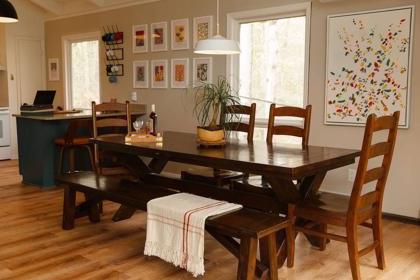 Geheel appartement, Sweet William | A Lake Naomi Chalet + Membership in Pocono Pines, Monroe County (PA)