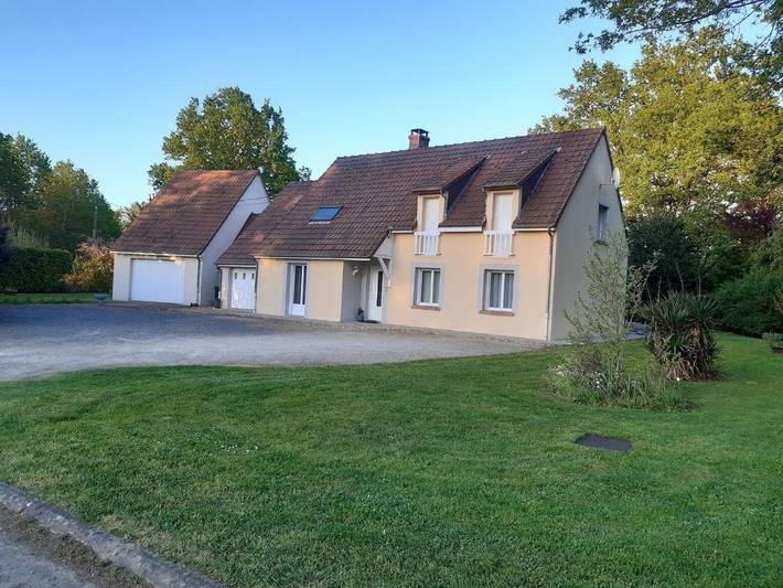 Chambre d’hôte pour 10 personnes, avec Terrasse ainsi que Jardin et Vue