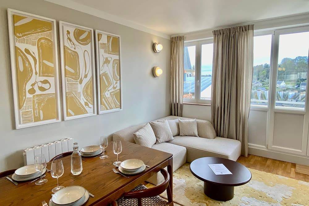 Apartamento entero, Quatorze | Downtown • Luminous - Unobstructed view in Vire Normandie, Región de Vire