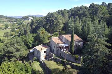 Gîte pour 10 personnes, avec jardin à Sanilhac