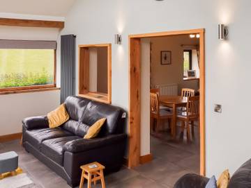 Holiday Rental for 4 People in Powys, Mid-Wales, Photo 3