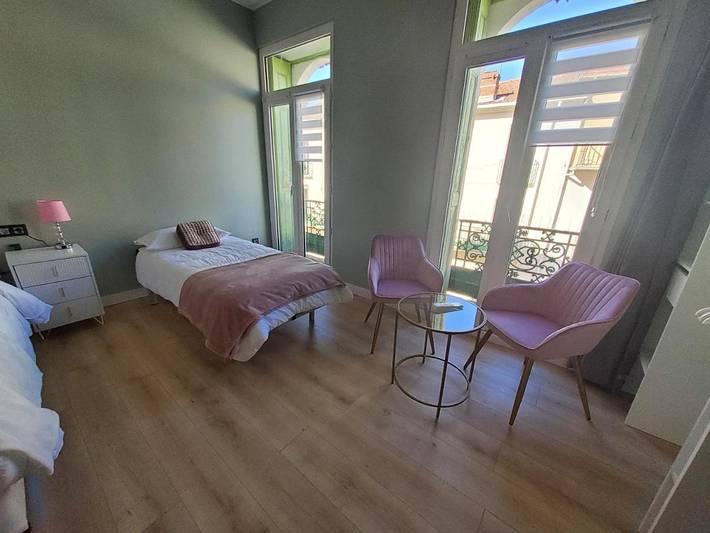 Gîte pour 6 personnes, avec balcon et vue dans Office De Tourisme D Amelie Les Bains - 4