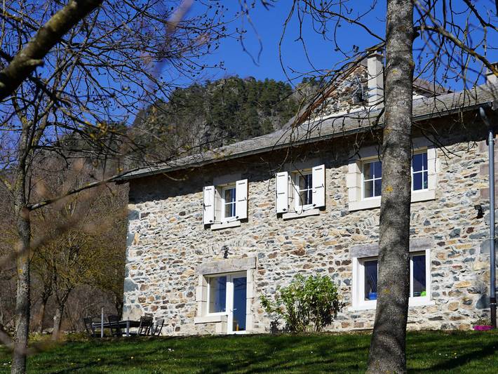 Gîte pour 4 personnes, avec jardin