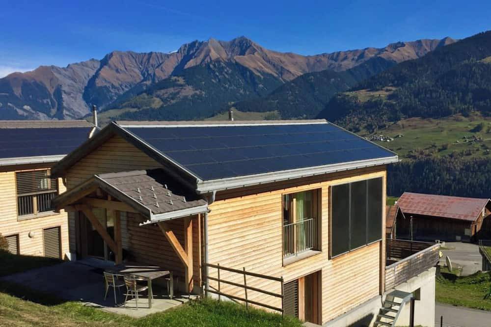 Ganze Wohnung, Balcon Sulegliv, Vattiz, (Vattiz). in Lumnezia, Alpenarena