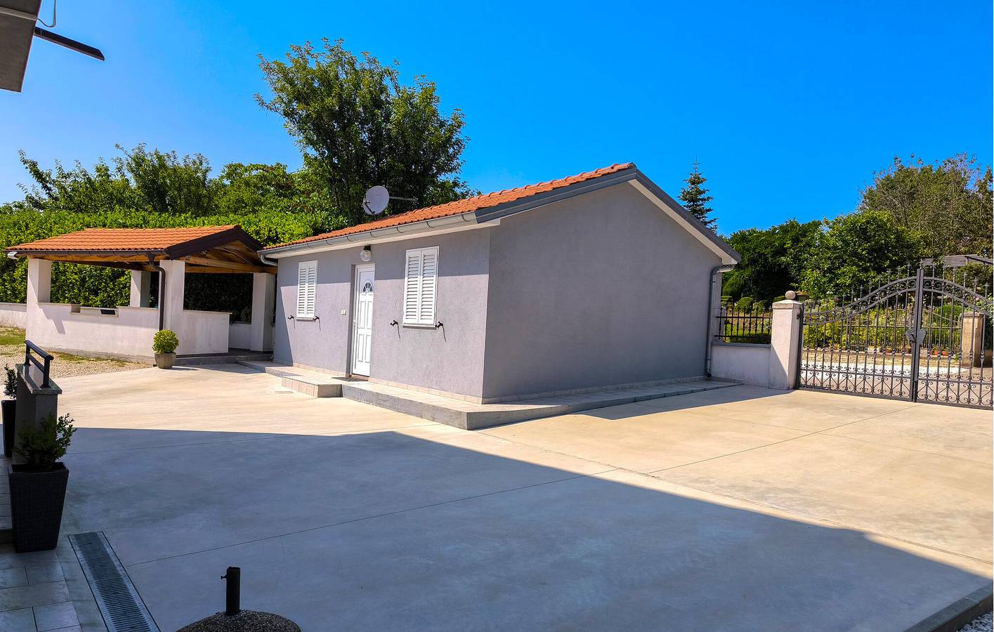 Charmantes Apartment mit Terrasse in der Nähe eines Bistros und des Stadtzentrums in Žminj in Žminj, Zentralistrien