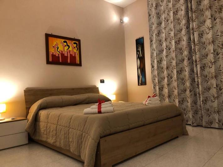 Location de vacances pour 6 personnes, avec Balcon ainsi que Terrasse et Vue à Palagiano