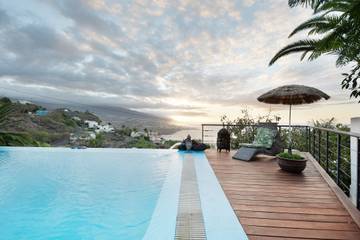 Holiday Home for 6 People in Santa Úrsula, North Tenerife, Photo 1