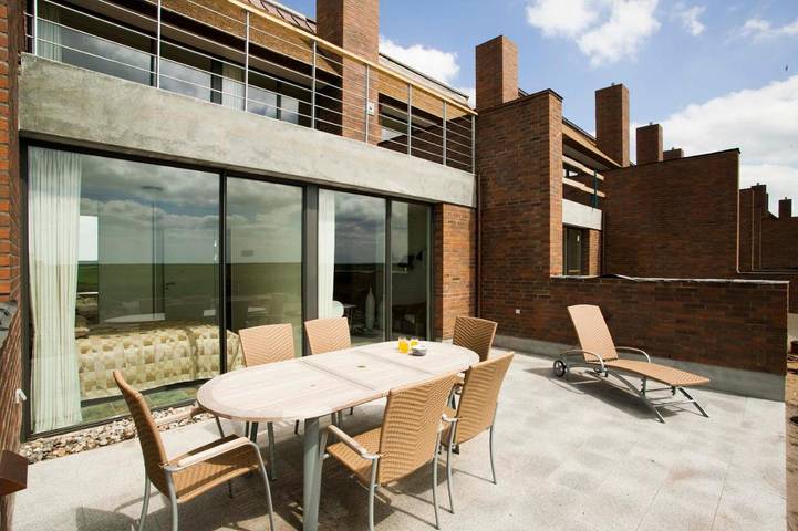 Vakantiepark voor 8 personen, with Balkon and Terras as well as Whirlpool and Tuin in Zuid-Jutland