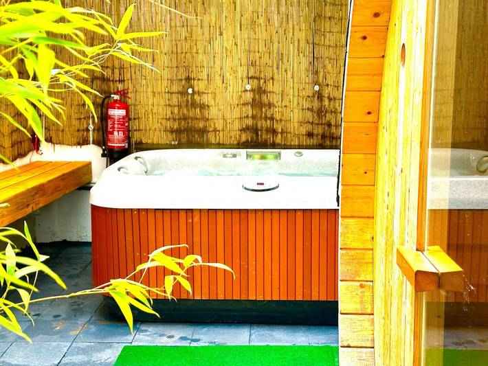Hotel für 5 Personen, mit Sauna und Garten sowie Whirlpool im Ruhrgebiet - 3