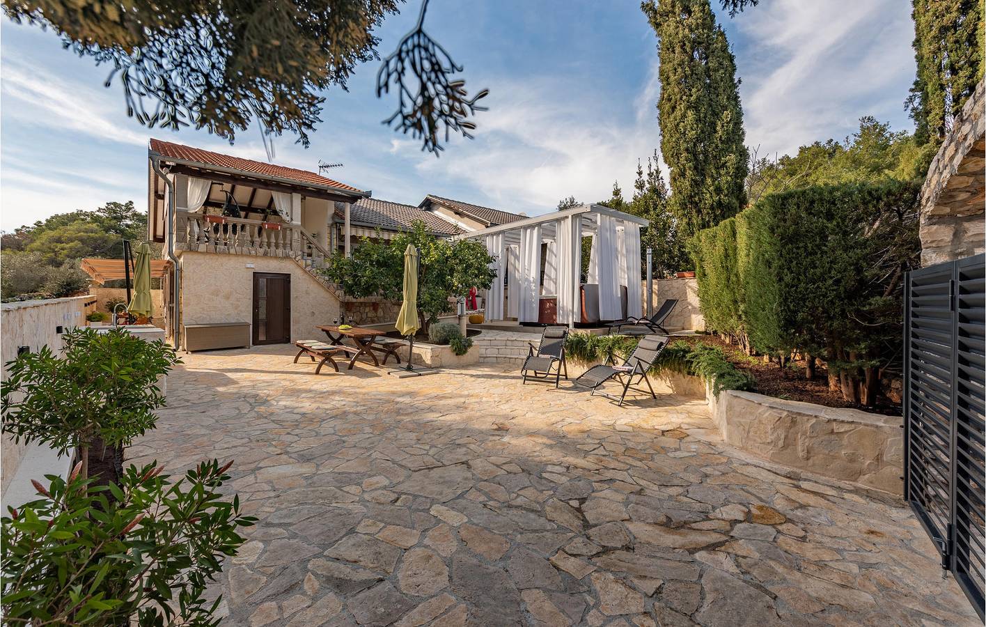 Casa vacanza a Pasman a partire da 257€ a notte