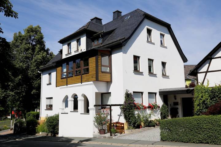Ferienwohnung für 5 Personen, mit Terrasse und Garten in Berg (Oberfranken)