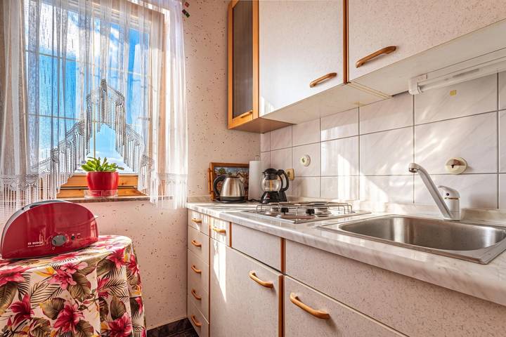 Pool Chalet Adonis w/ Panoramic Views in Slowenien
