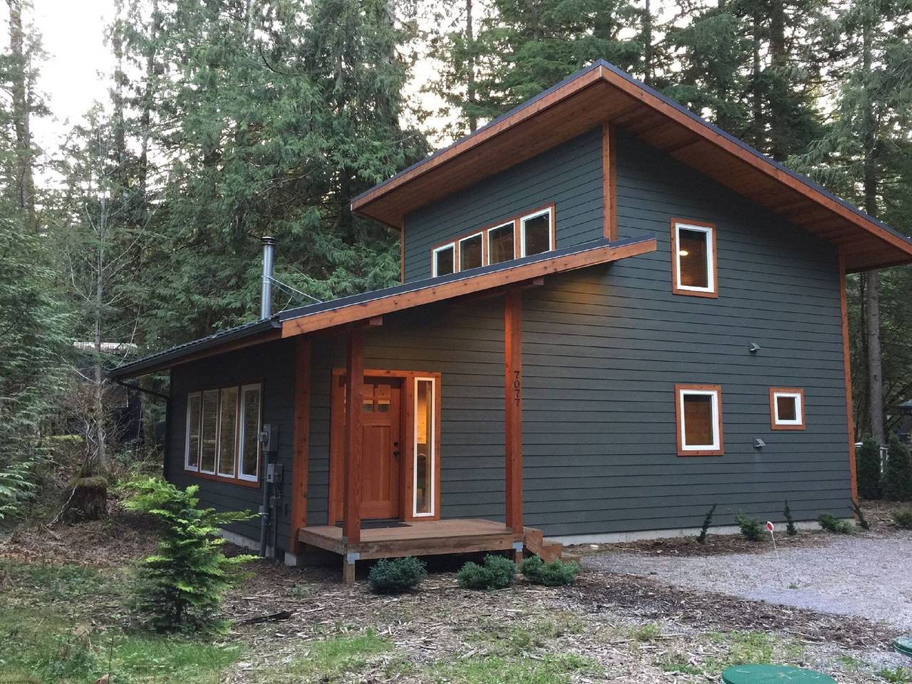 Brandneue Hütte mit Holzofen und Wi-Fi in Glaciar, Bosque Nacional de Mount Baker-Snoqualmie